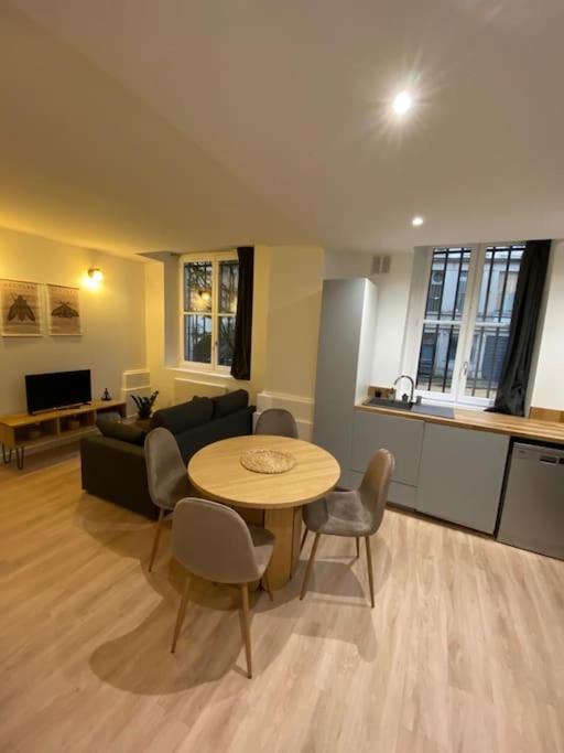 Cozy 1Br+Sofa Bed In Lyon Center Διαμέρισμα Εξωτερικό φωτογραφία
